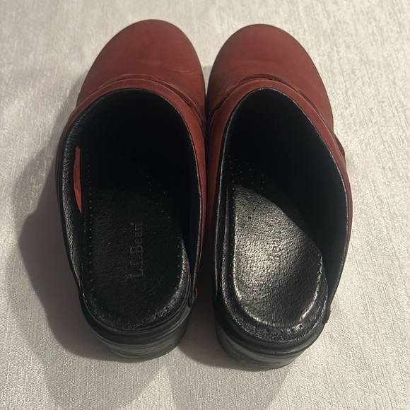 L.L. Bean Brown Leather Slip On Mules Clogs - Picture 3 of 8